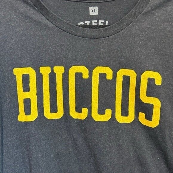 Pittsburgh Pirates Buccos XL Graphic T-Shirt Baseball Steel City Spell Out Black - Picture 3 of 4